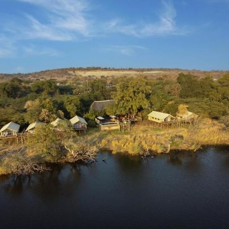 ホテル Jackalberry Chobe カサネ エクステリア 写真